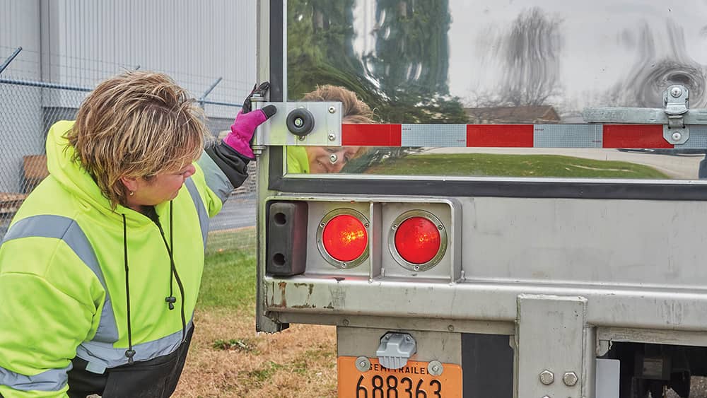 Canada Driver Training | Trip Inspections: Lights | J. J. Keller