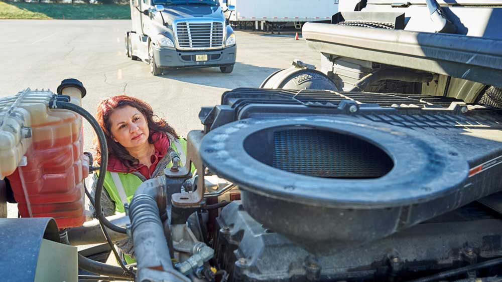 CDL Online Training Identifying Engine Compartment Defects J. J. Keller