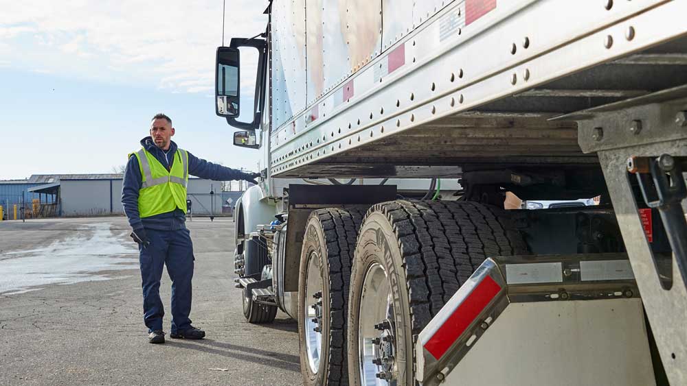 Entry-Level Driver Training | Pre-Trip Walk-Around Inspections